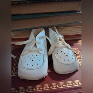 Vintage Buster Brown Wilker Crib Shoes